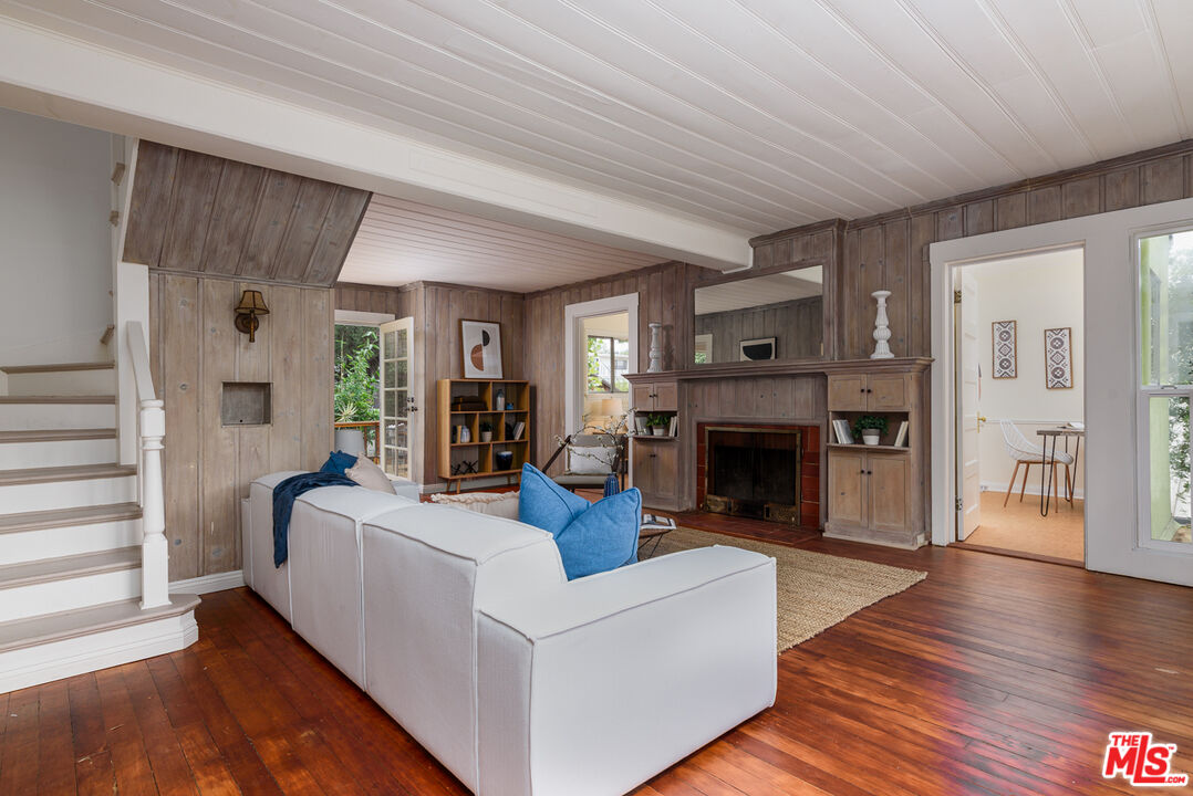 1942 Cerro Gordo St