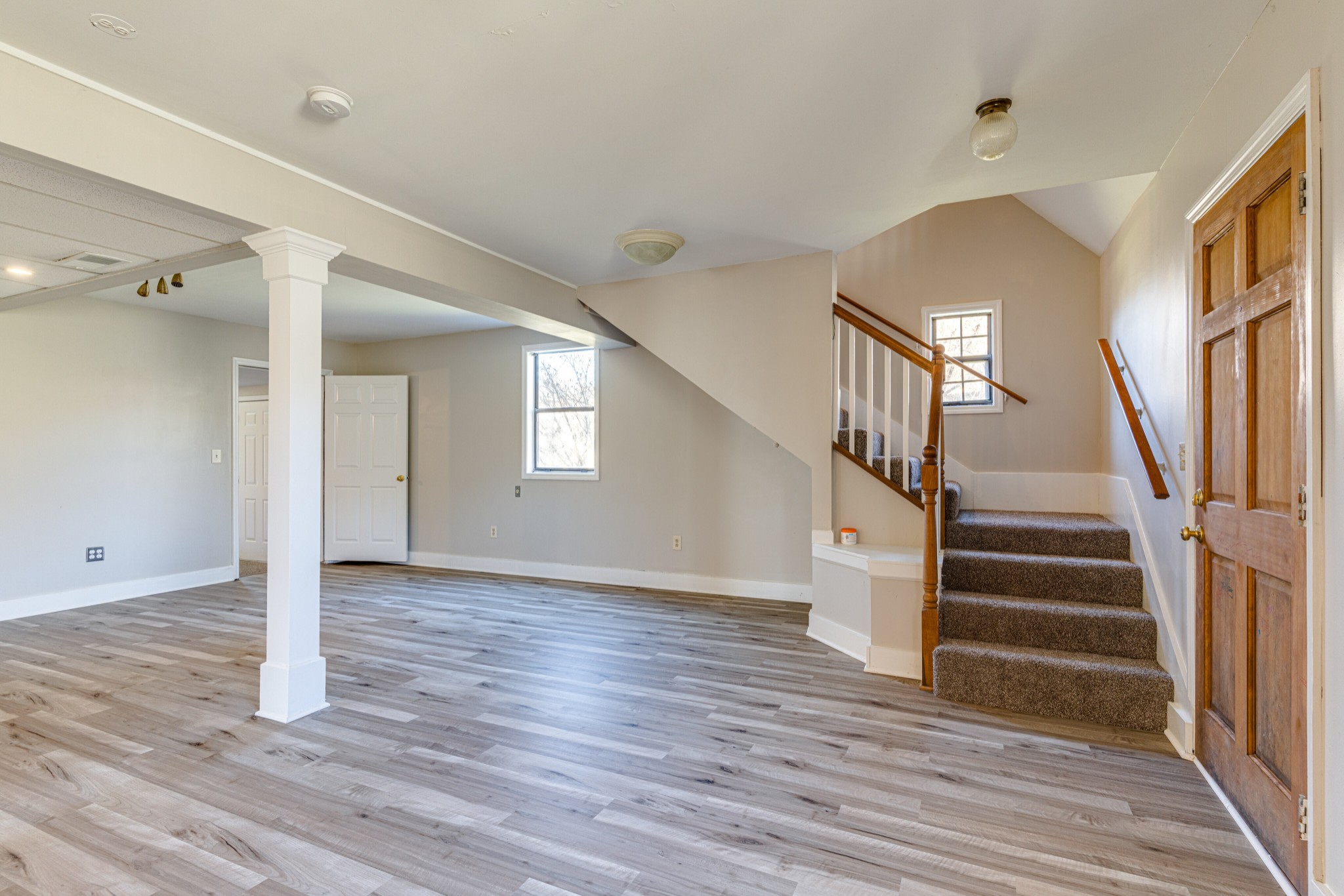 2620 Willowbranch Dr