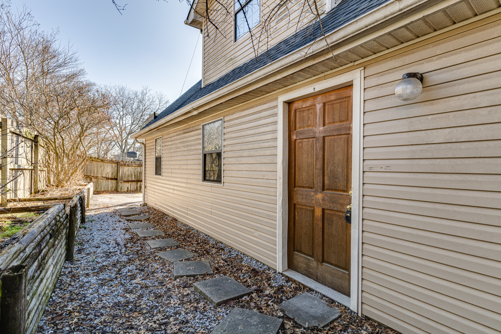 2620 Willowbranch Dr