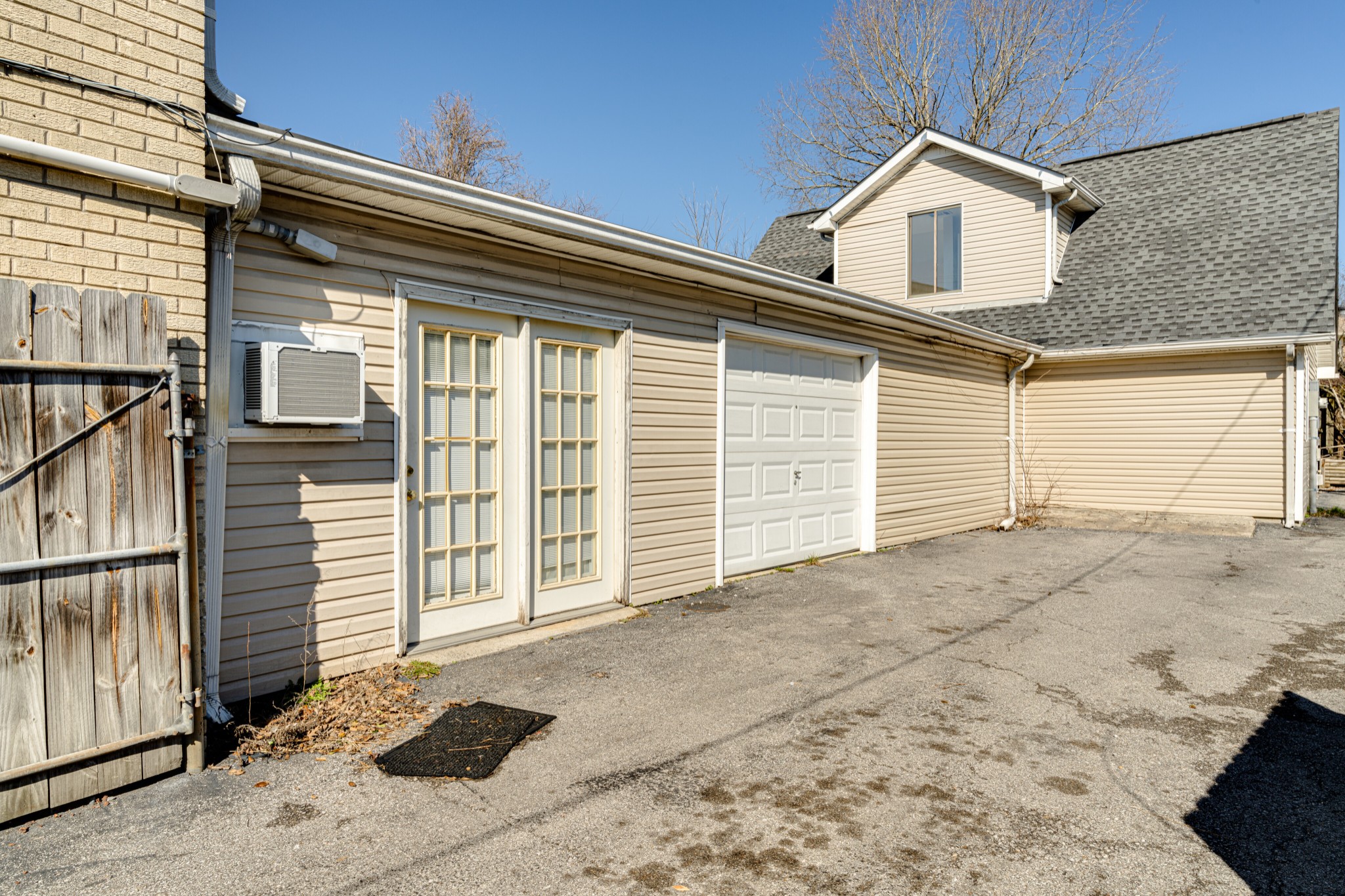 2620 Willowbranch Dr