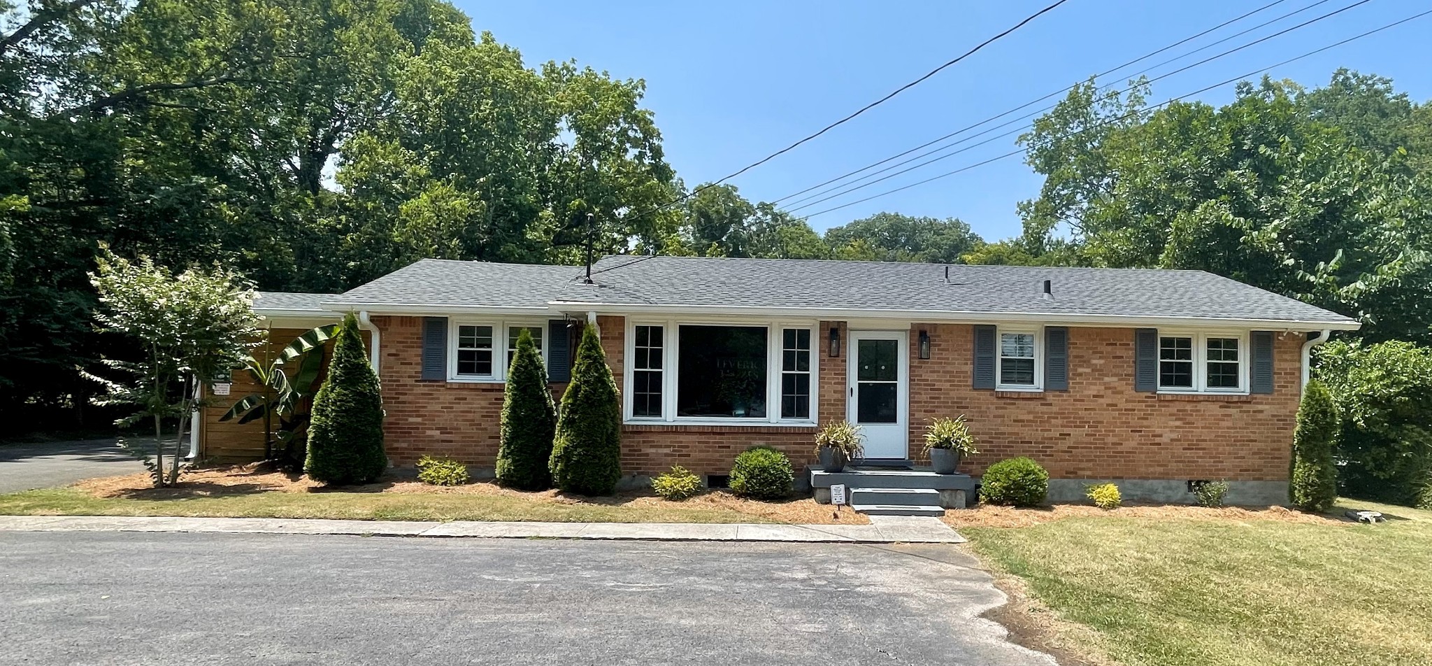 849 Wren Rd