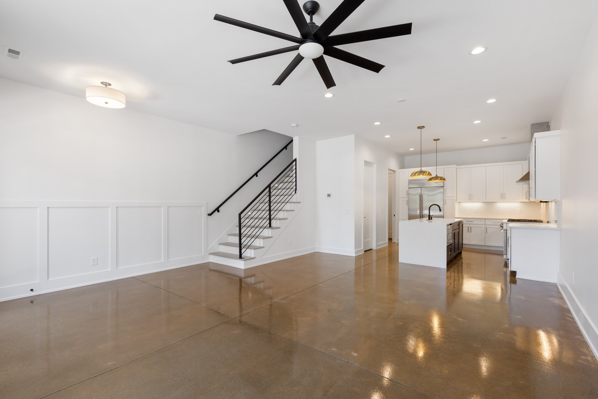1207 6th Ave, N