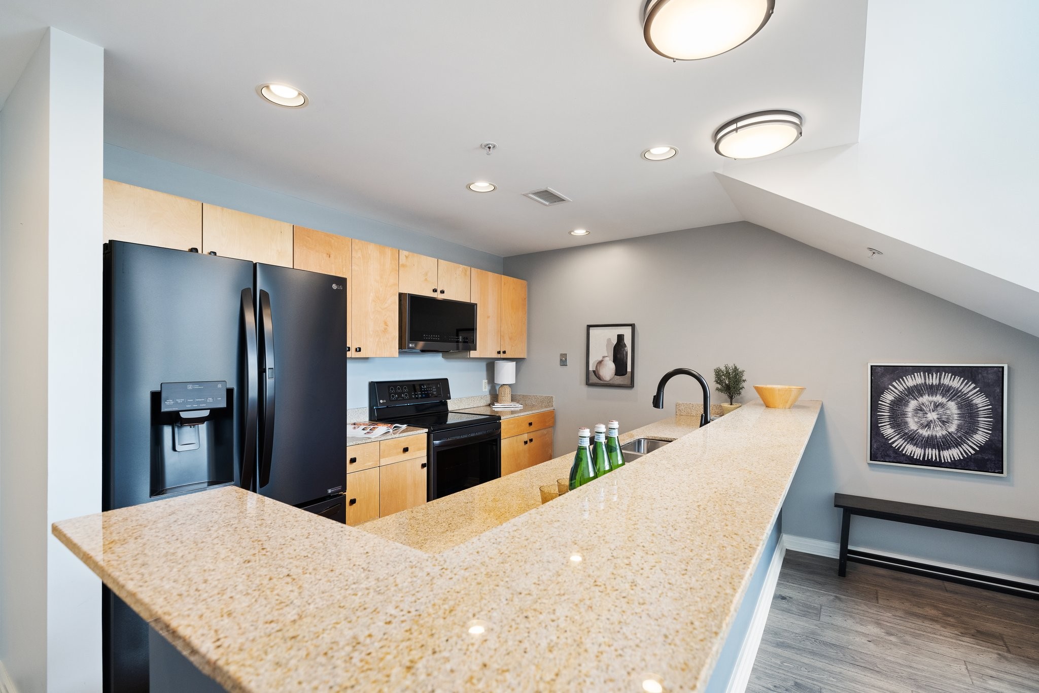1101 18th Ave, S Unit: 610