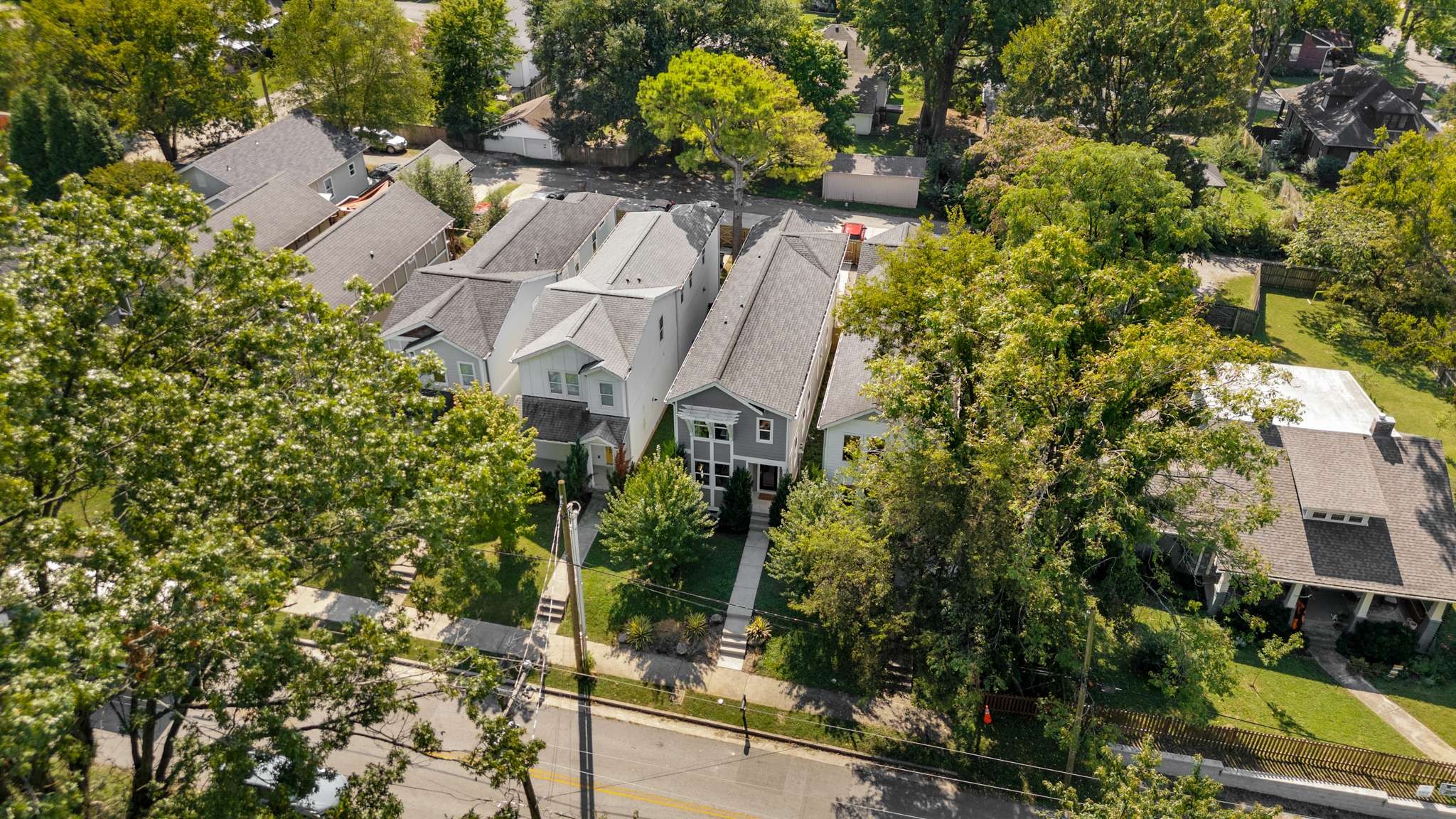 111B Rosebank Ave