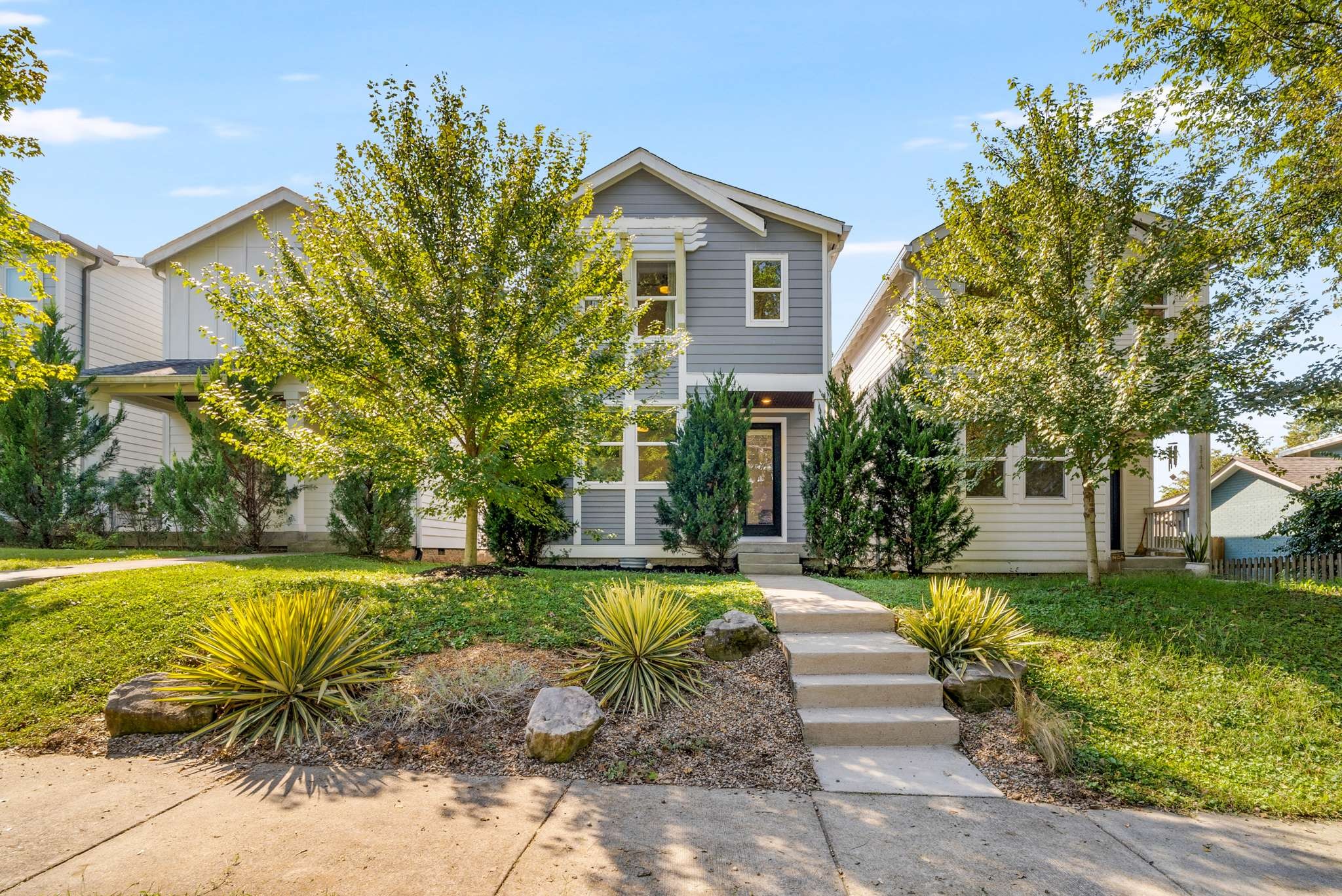 111B Rosebank Ave