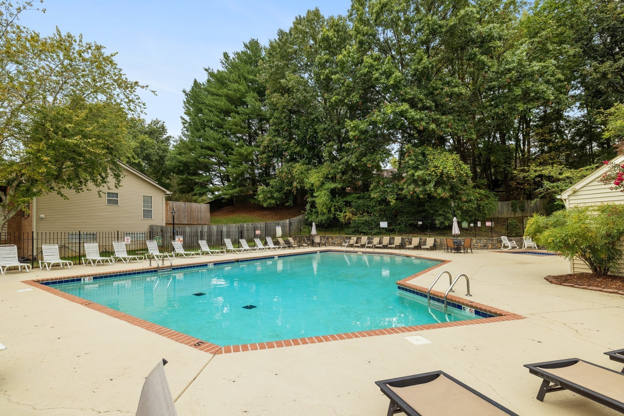 2133 Strombury Dr
