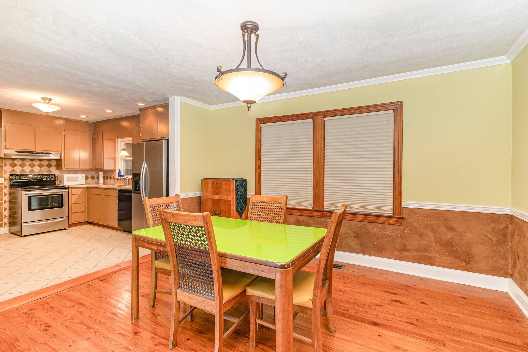 1230 Riverwood Drive
