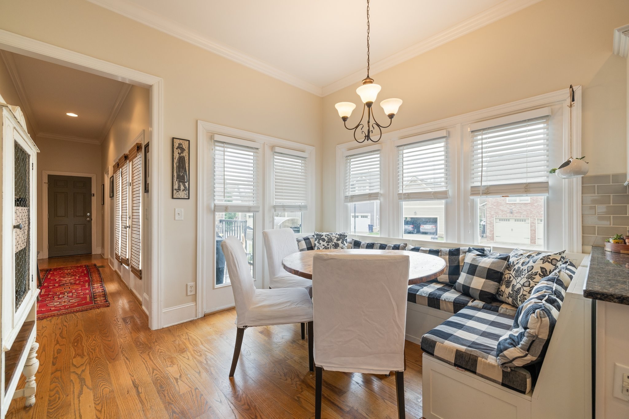 3448 Colebrook Dr