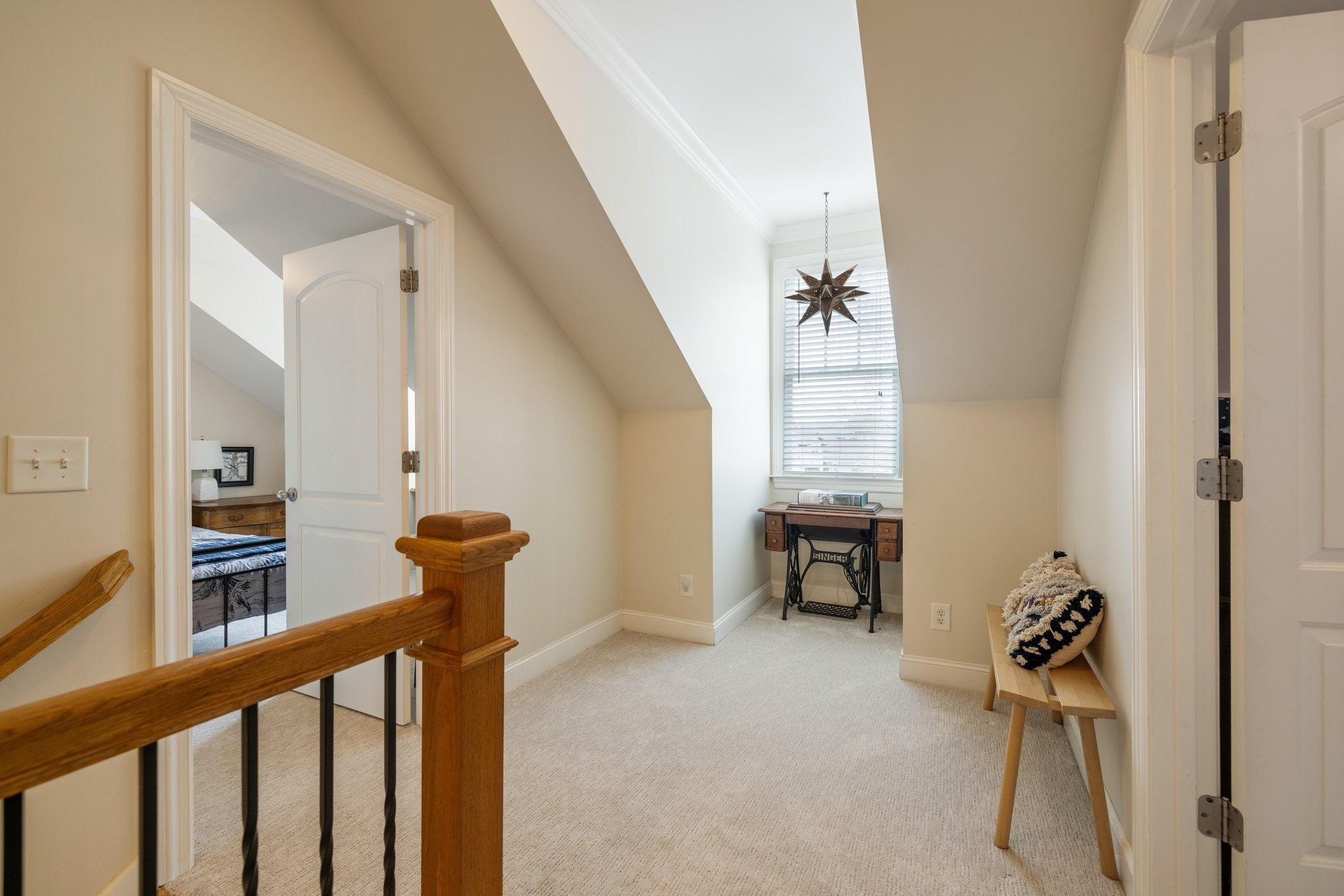 3448 Colebrook Dr