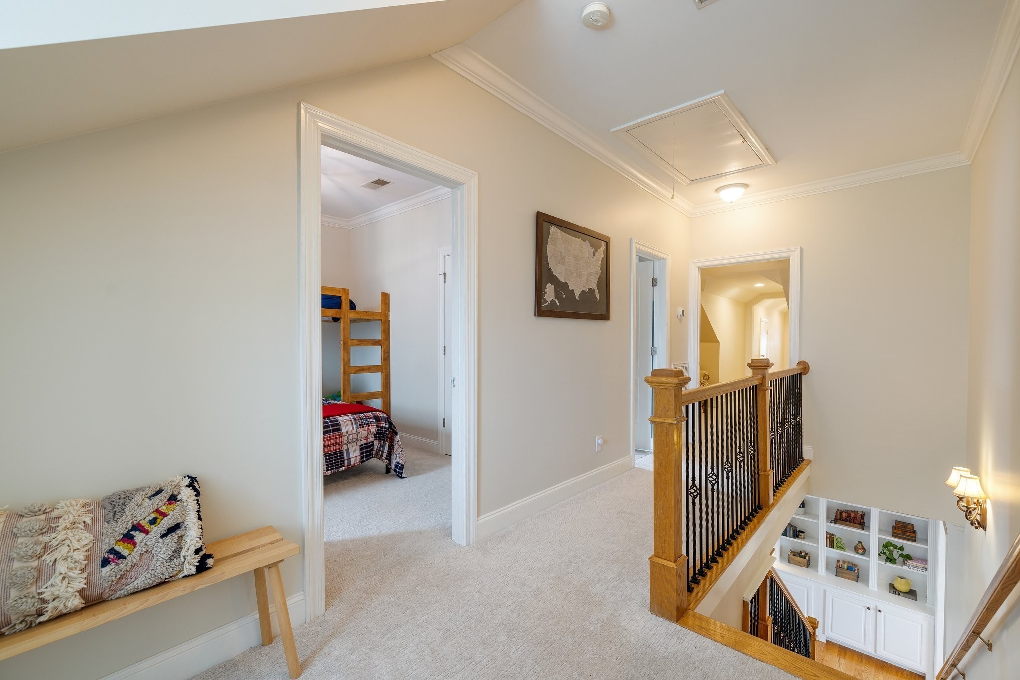 3448 Colebrook Dr