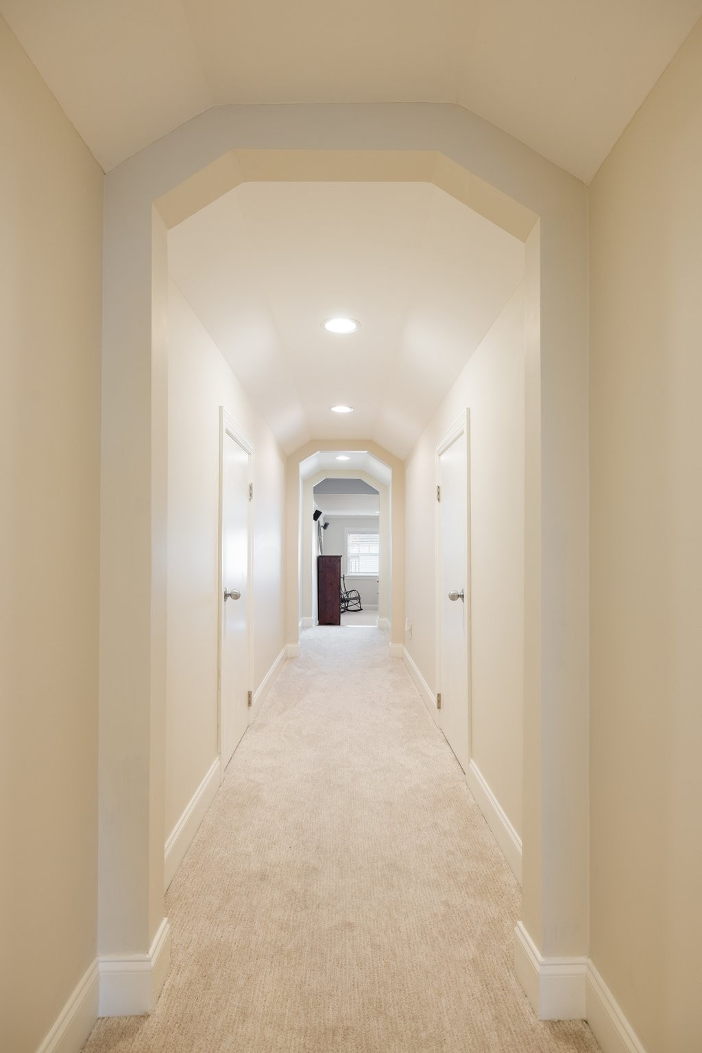 3448 Colebrook Dr