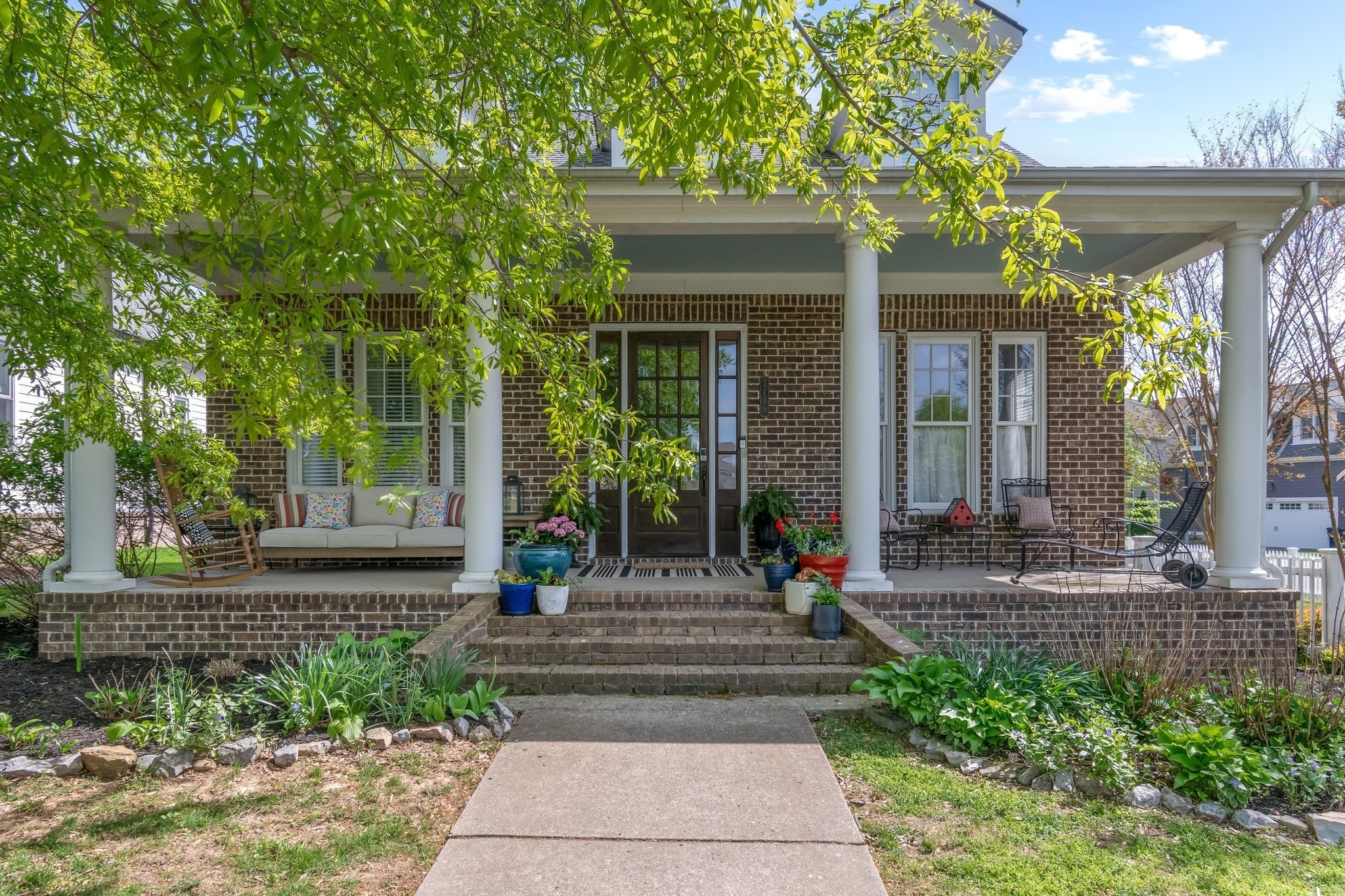 3448 Colebrook Dr