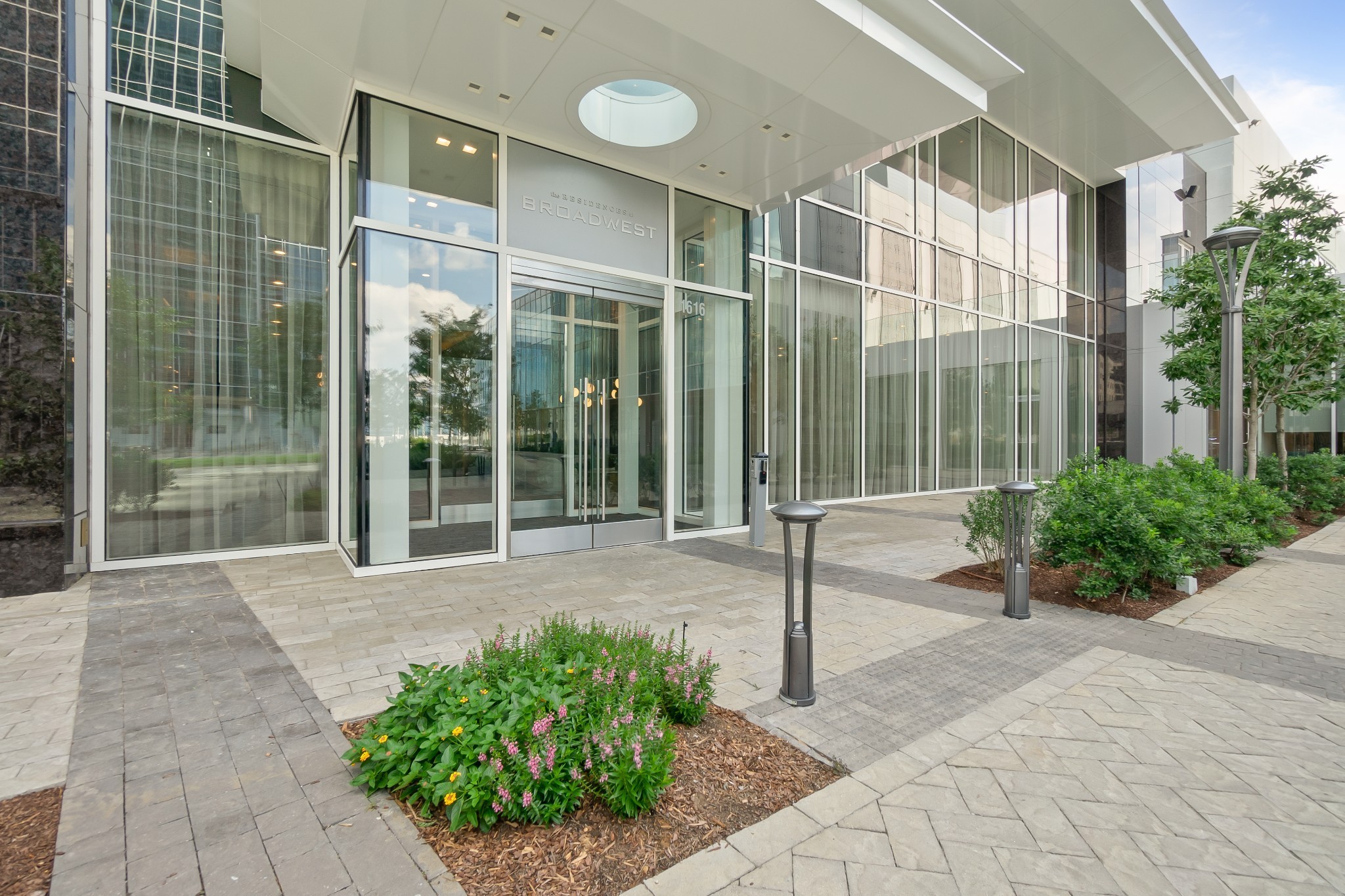 1616 West End Ave Unit: 3007