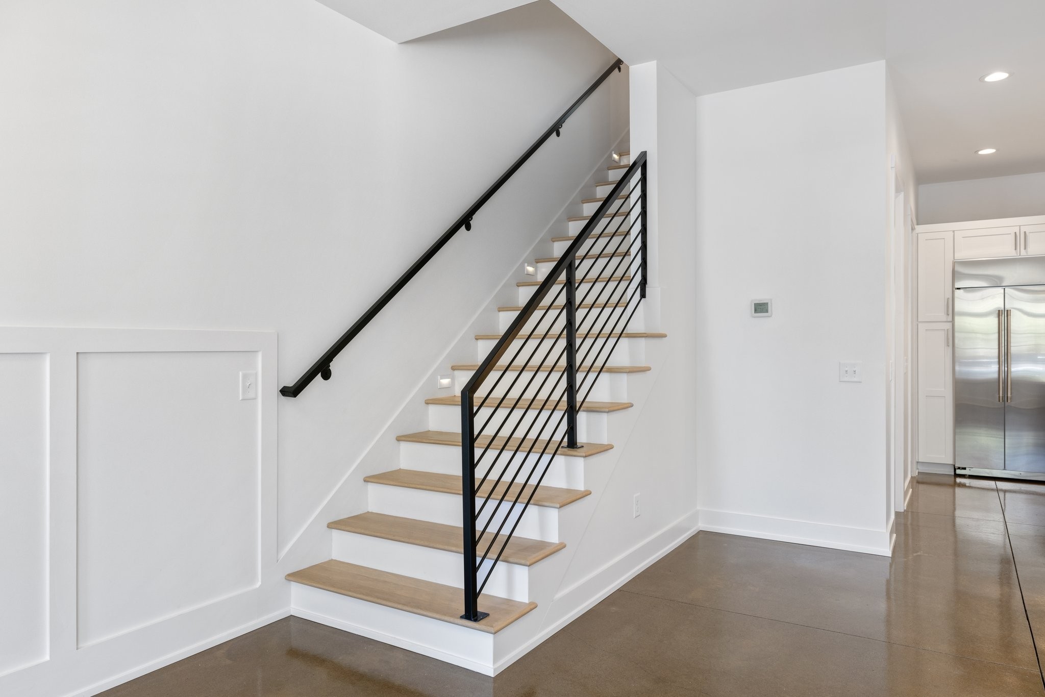 1207 6th Ave, N