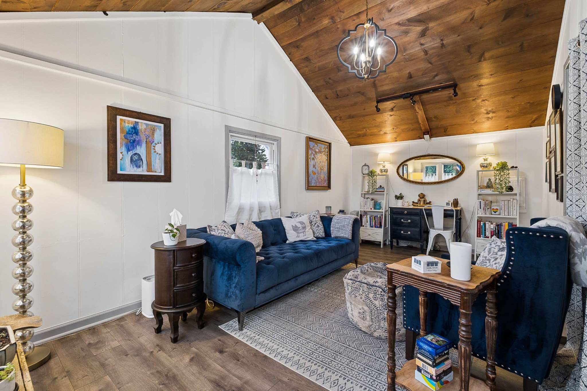 2818 Azalea Pl