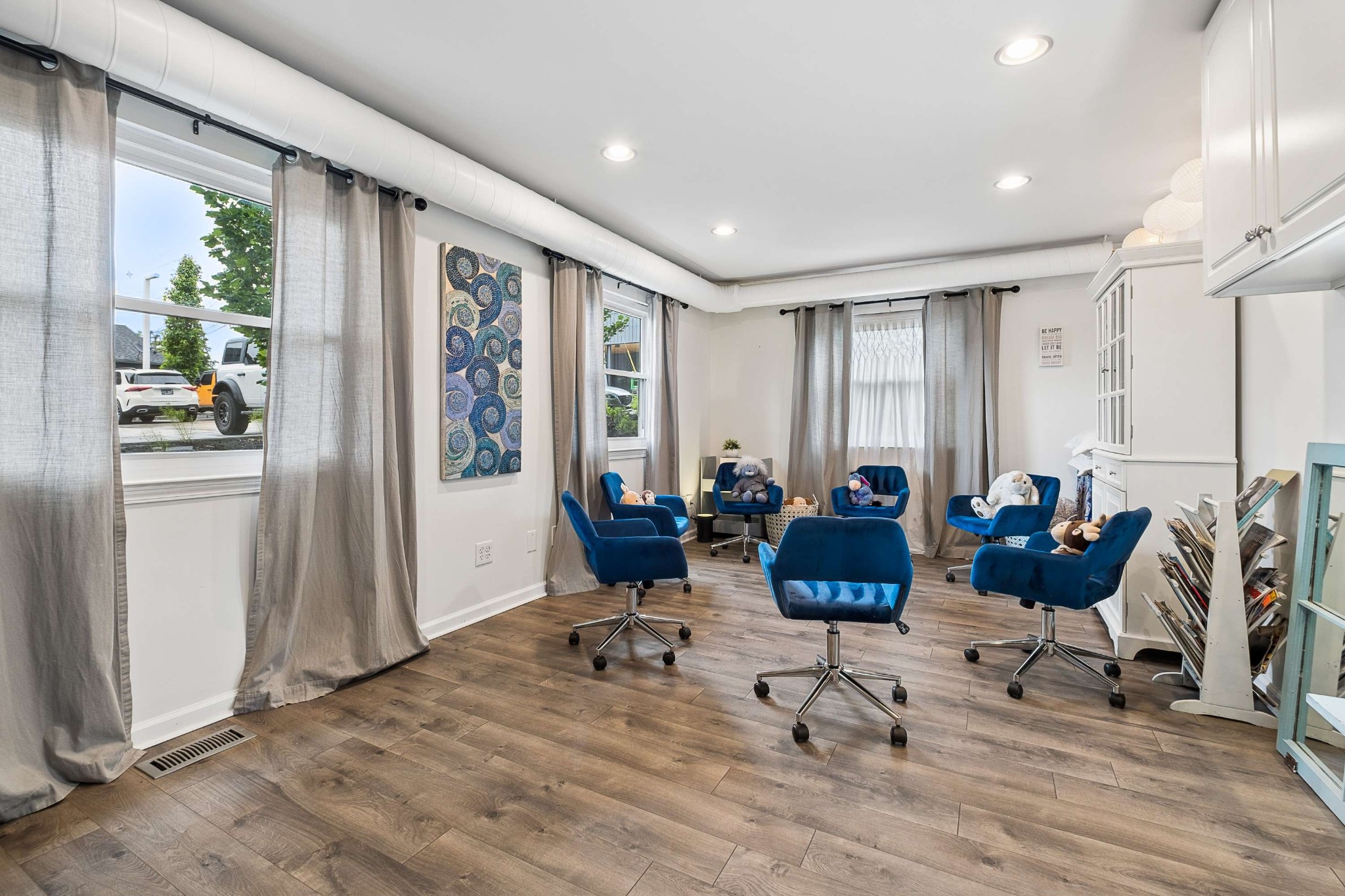 2818 Azalea Pl