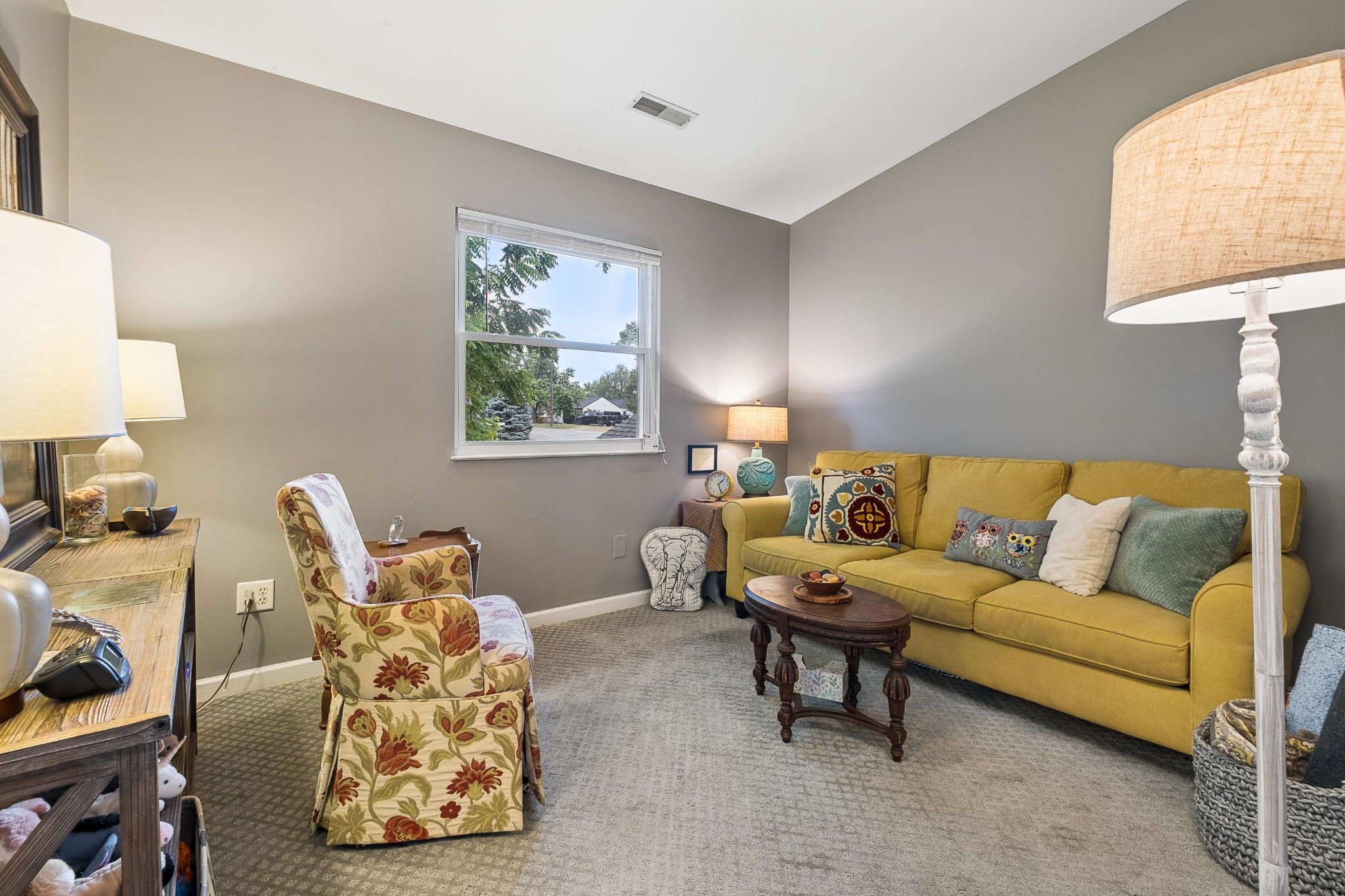 2818 Azalea Pl