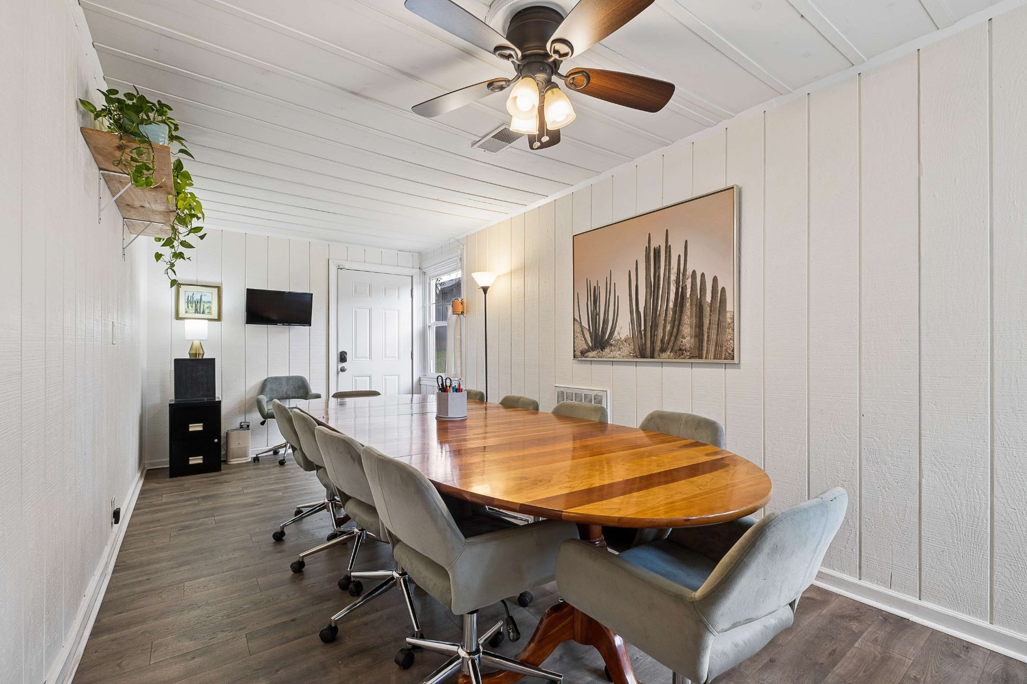 2818 Azalea Pl