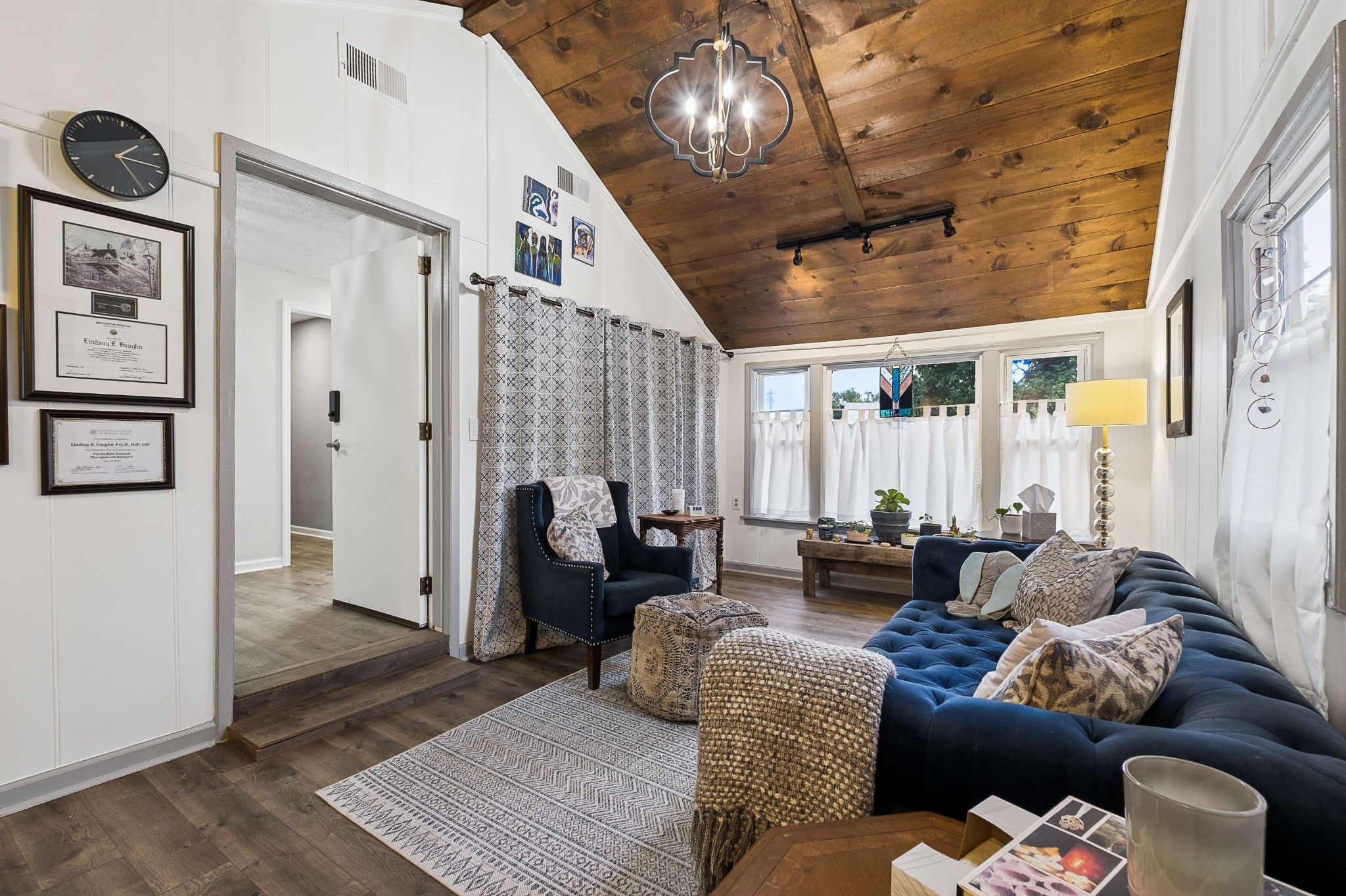 2818 Azalea Pl