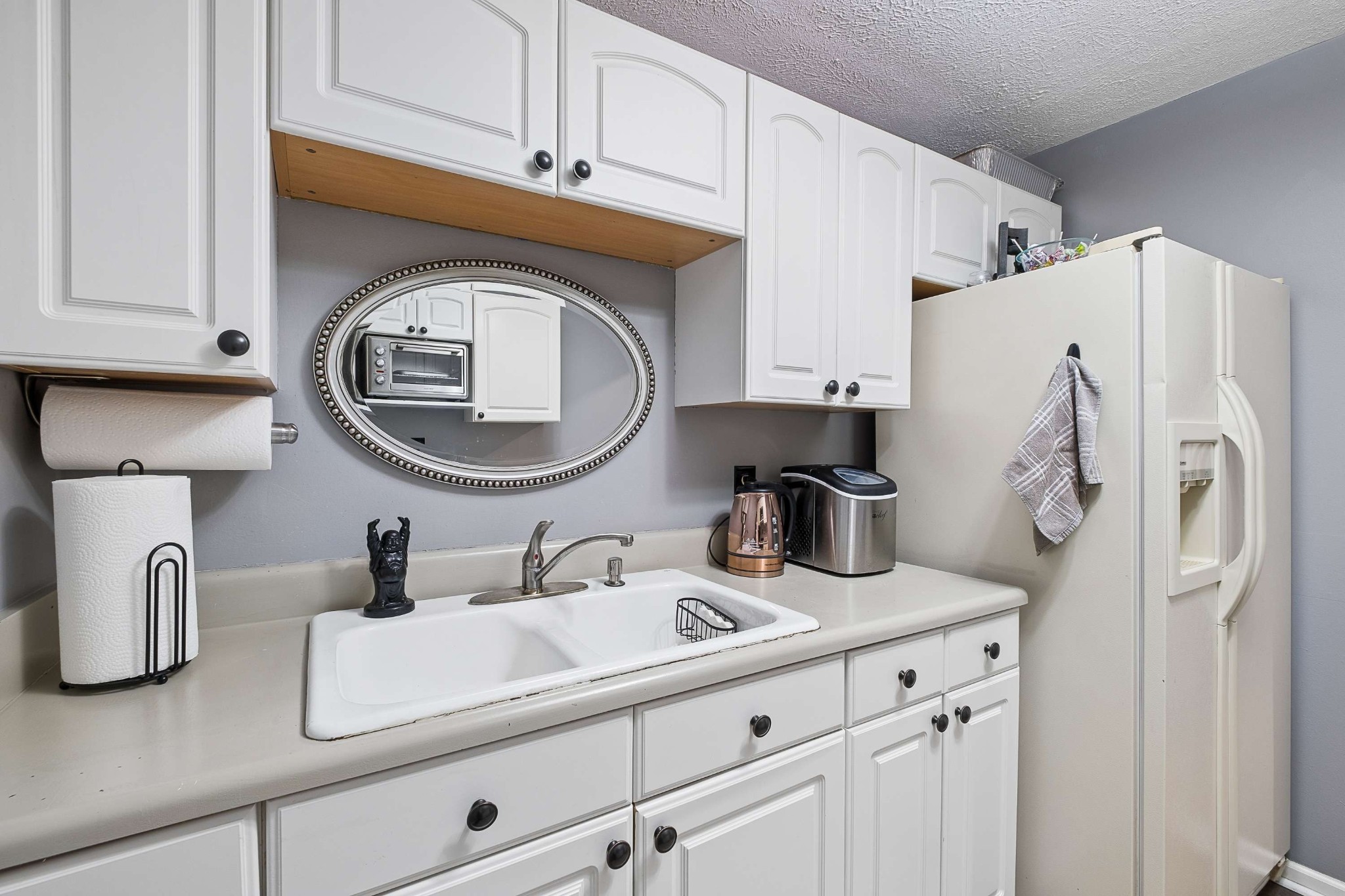 2818 Azalea Pl