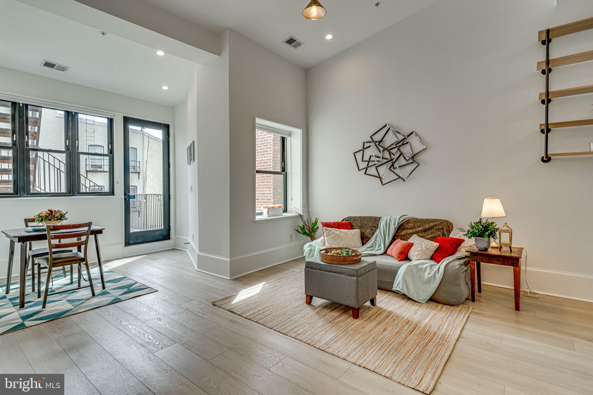 1979 Biltmore St NW #4