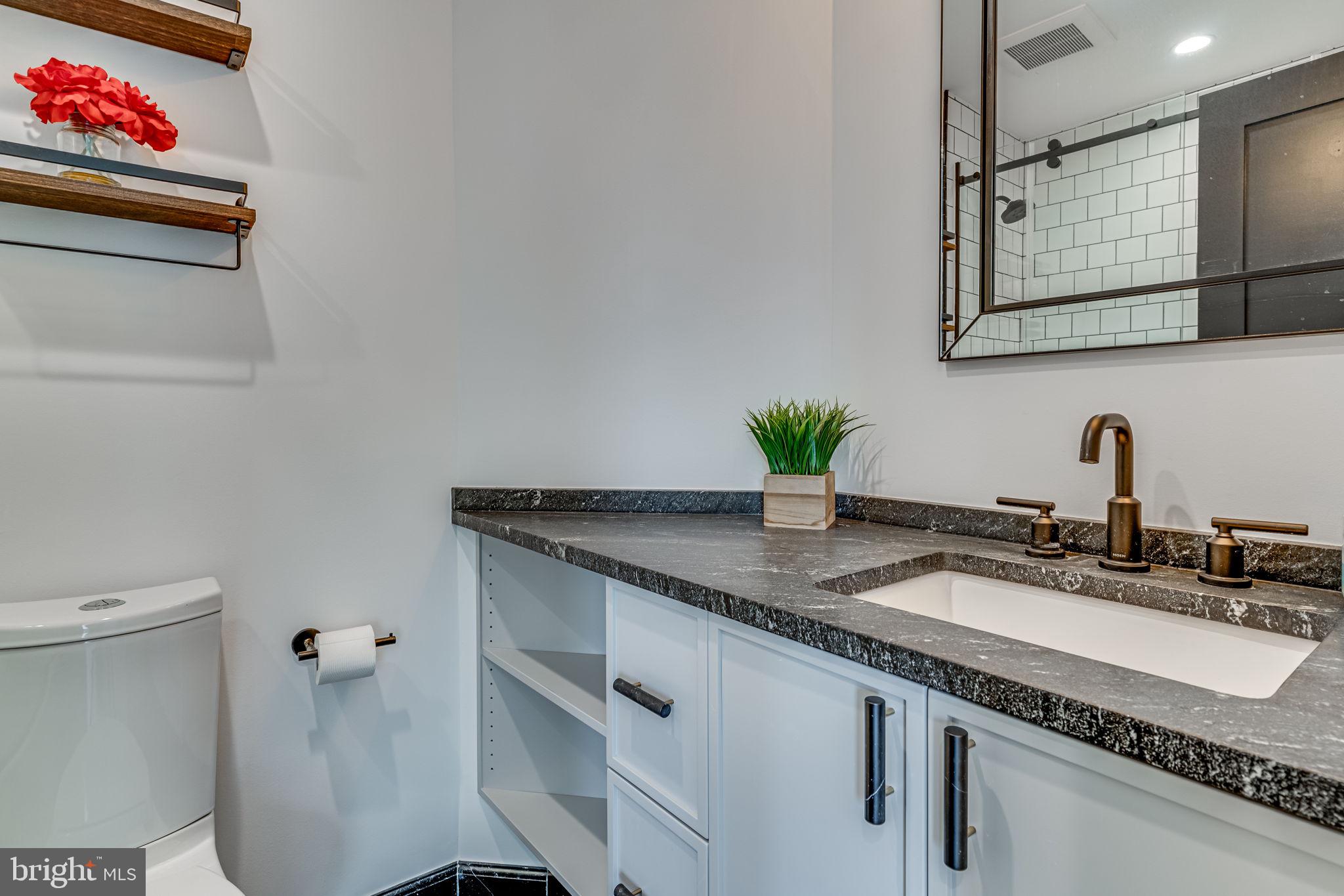 1979 Biltmore St NW #4