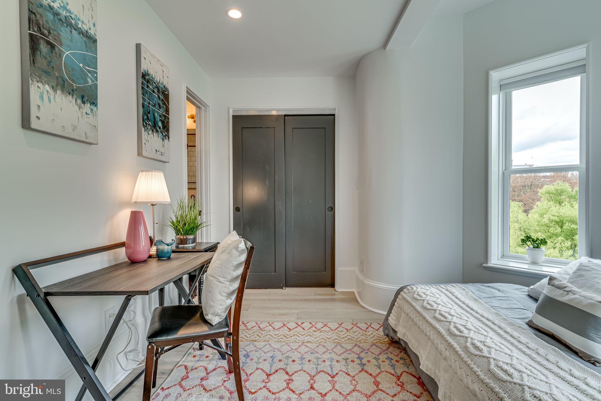 1979 Biltmore St NW #4