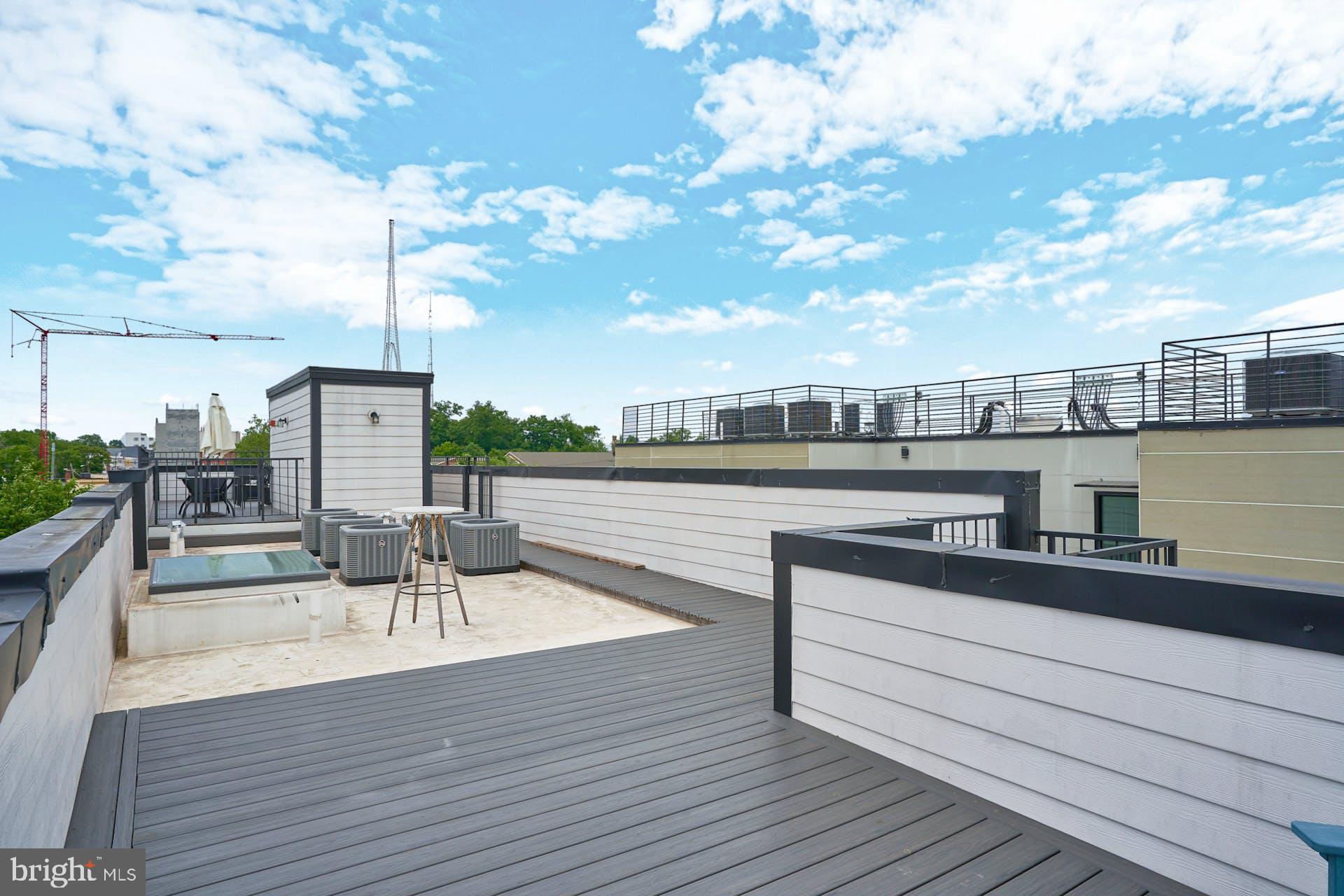 1206 Longfellow St NW #4