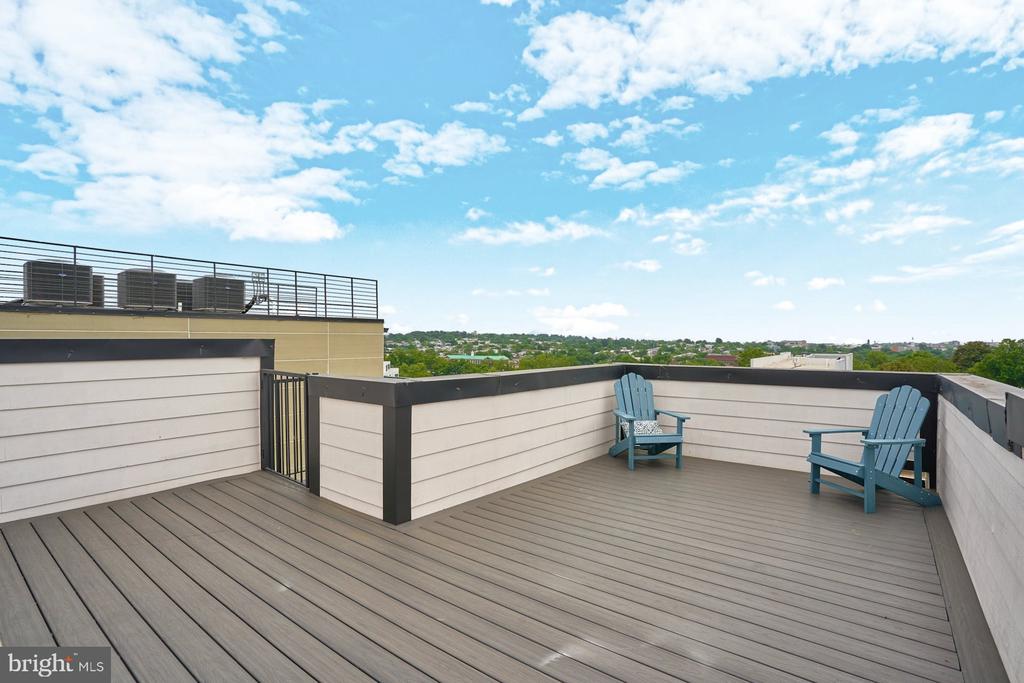 1206 Longfellow St NW #4