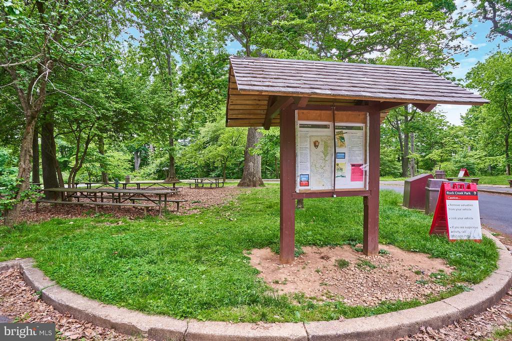 1206 Longfellow St NW #4