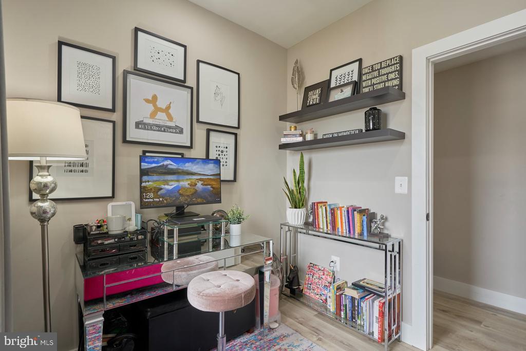 1206 Longfellow St NW #4