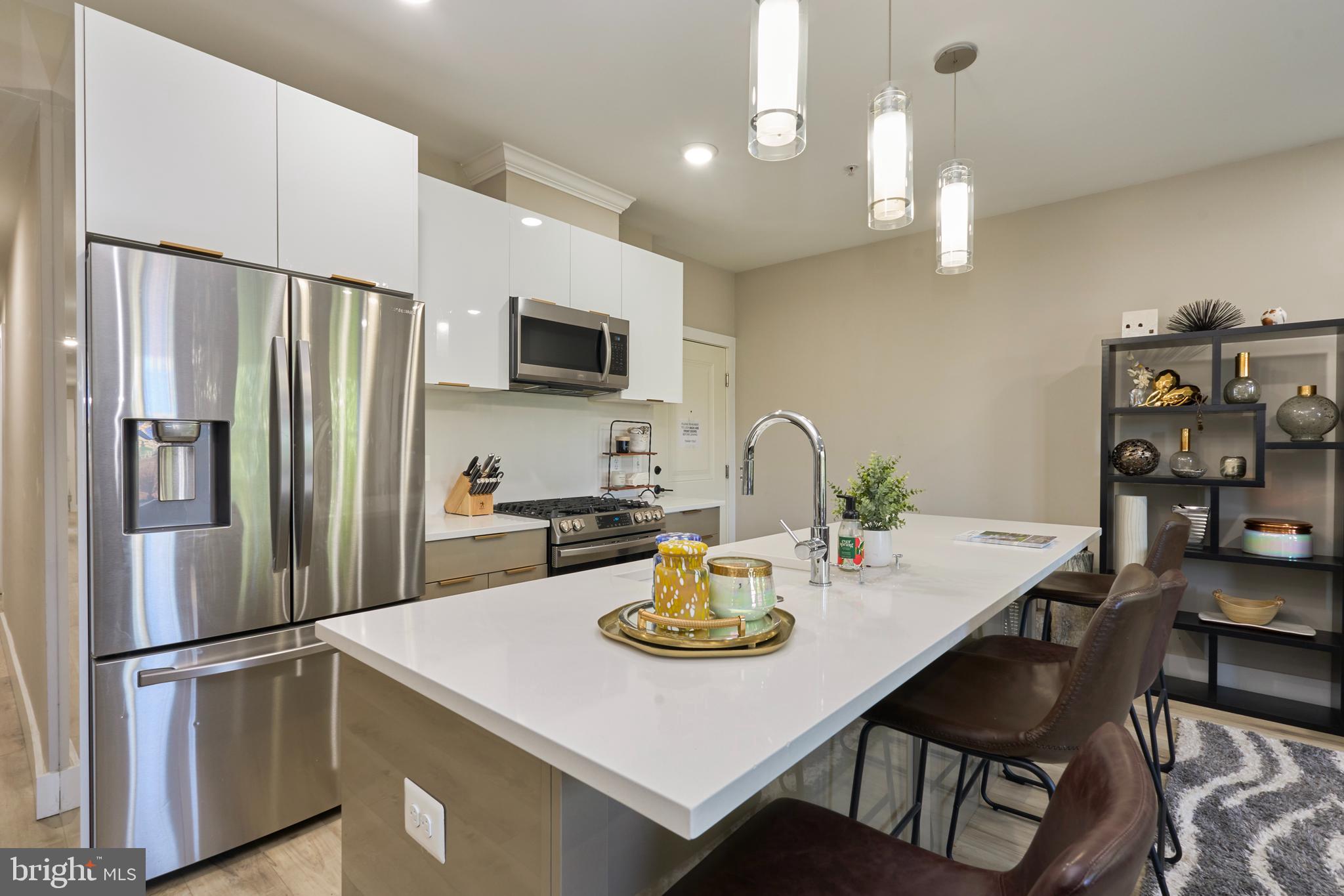 1206 Longfellow St NW #4