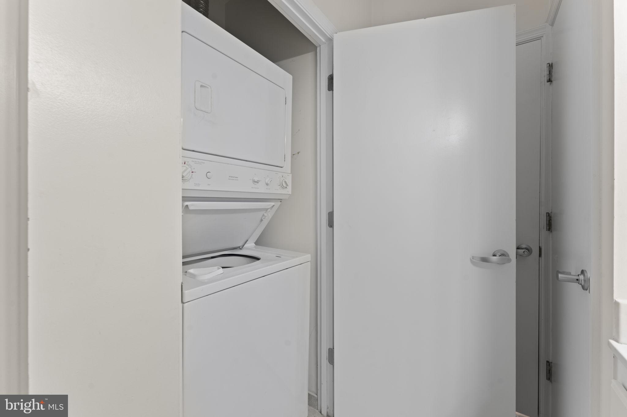 355 I STREET SW S104