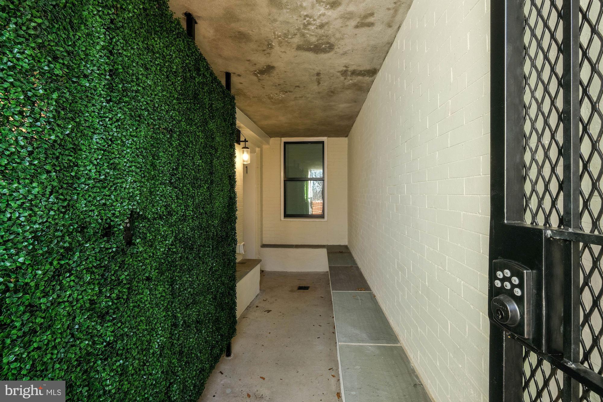 1979 BILTMORE STREET NW 1