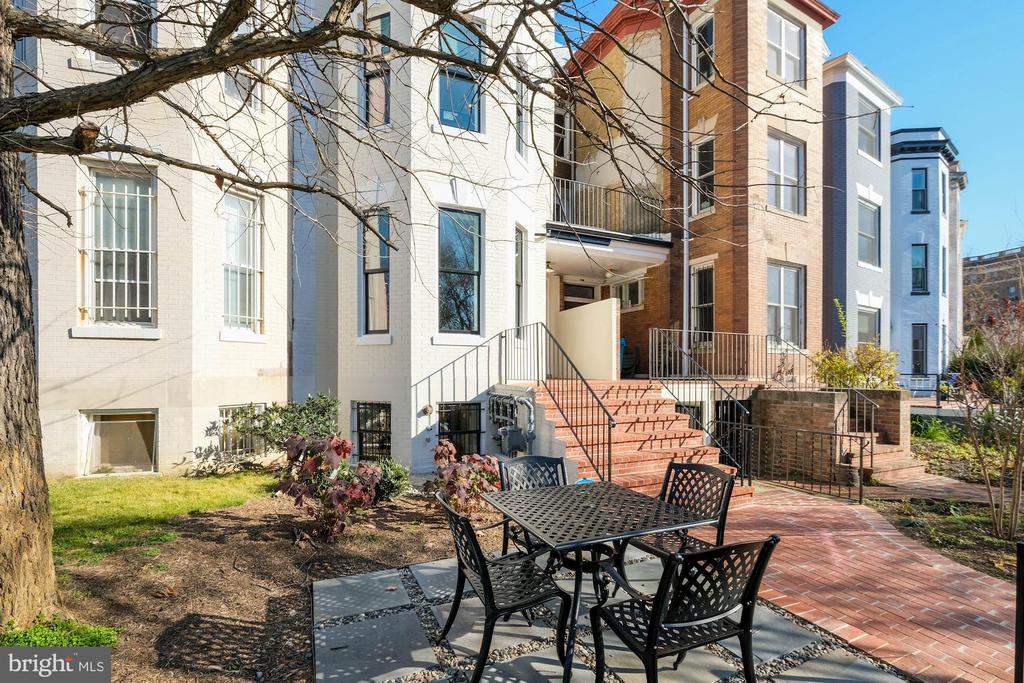 1979 BILTMORE STREET NW 1