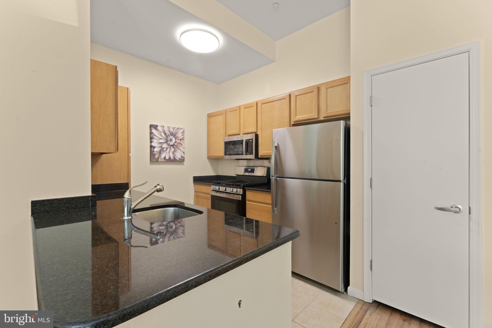 355 I STREET SW S104