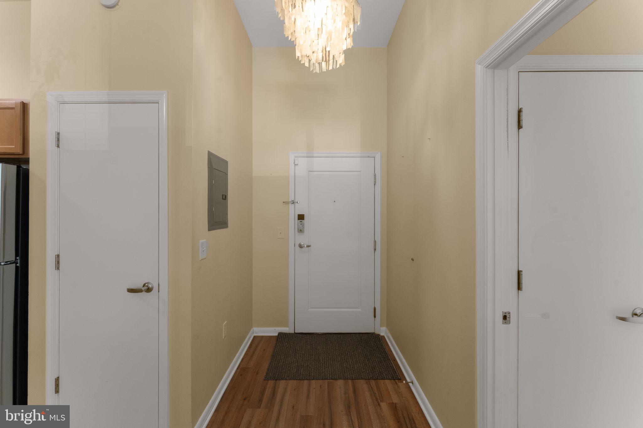 355 I STREET SW S104