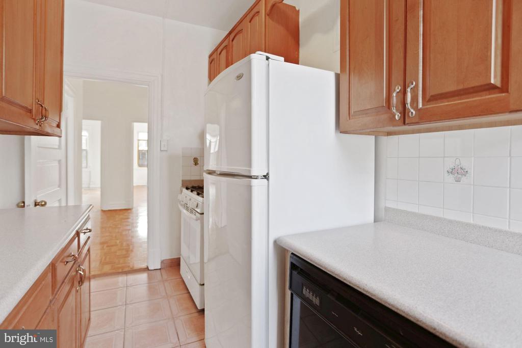 2854 CONNECTICUT AVENUE NW 30