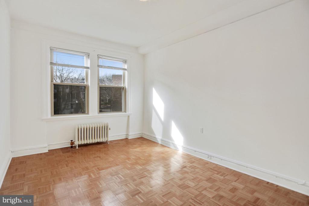 2854 CONNECTICUT AVENUE NW 30