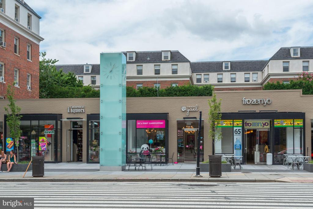 2854 CONNECTICUT AVENUE NW 30