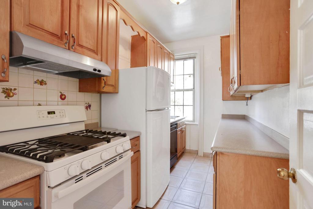 2854 CONNECTICUT AVENUE NW 30