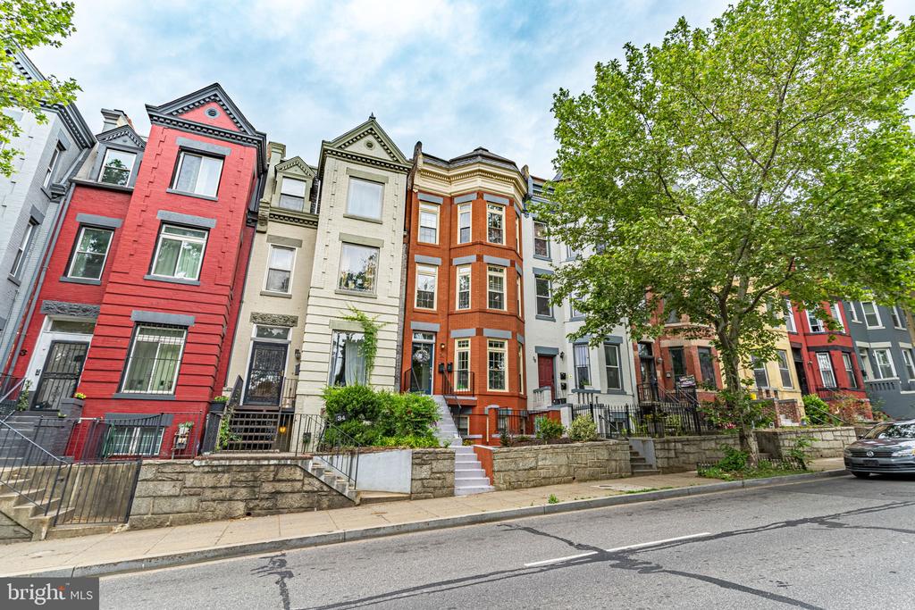 36 RHODE ISLAND AVENUE NW