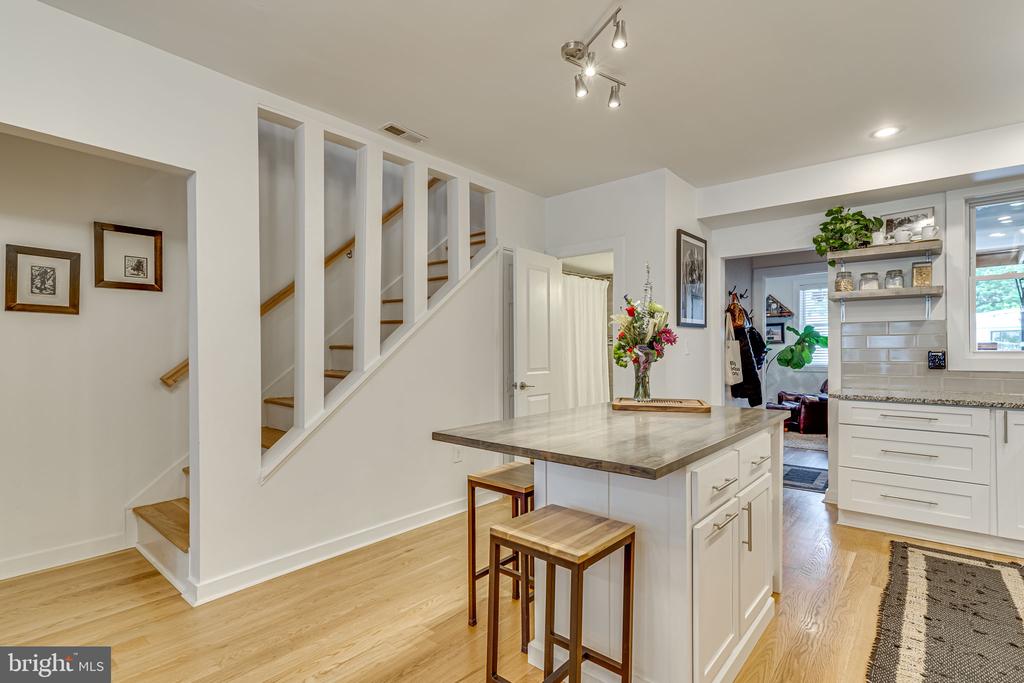 36 RHODE ISLAND AVENUE NW