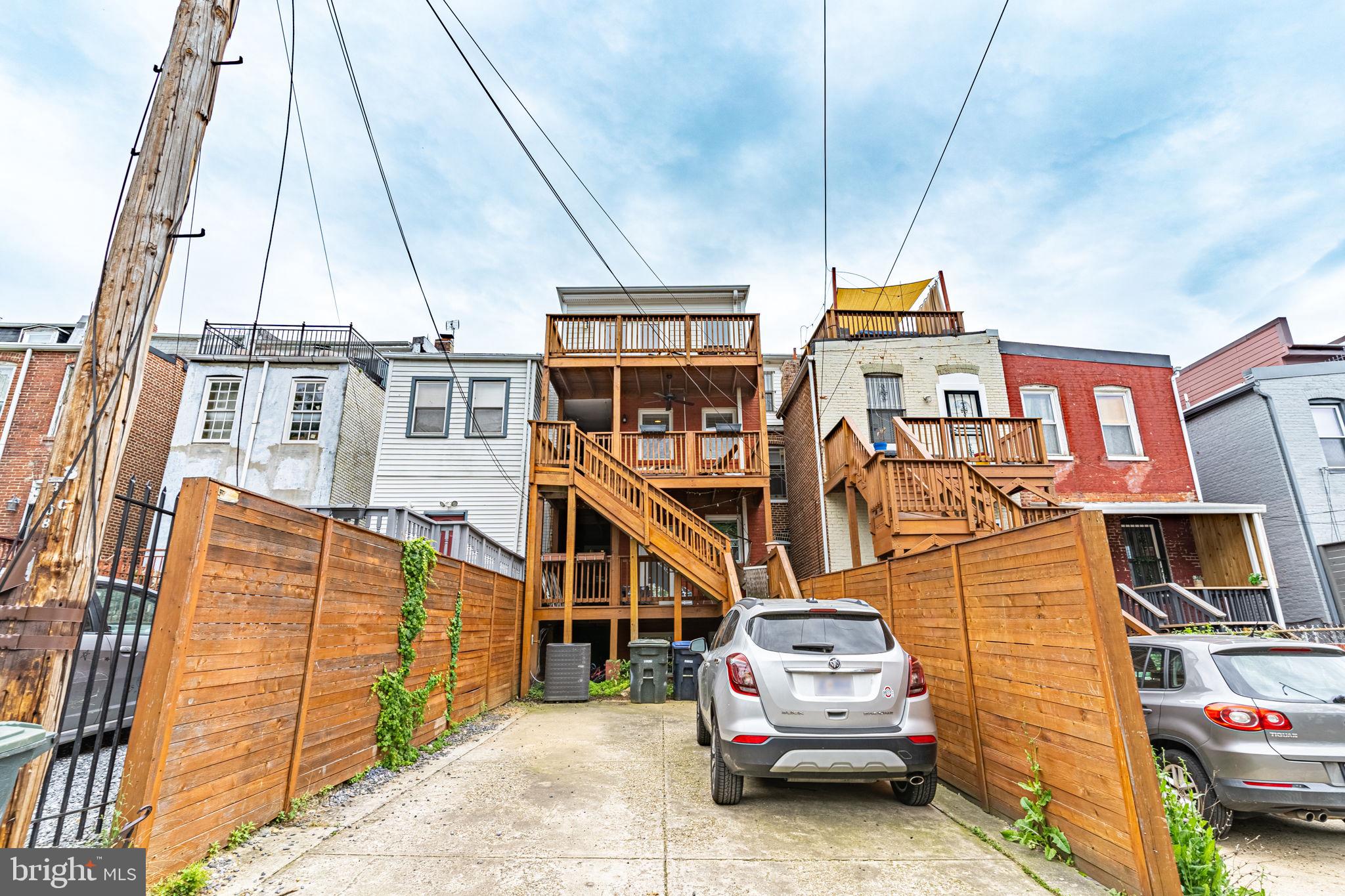 36 RHODE ISLAND AVENUE NW