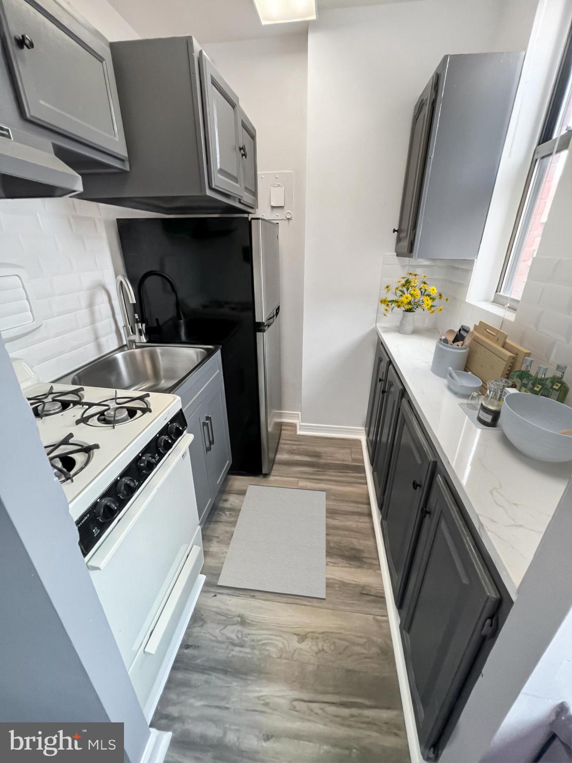 1111 Arlington Blvd #935