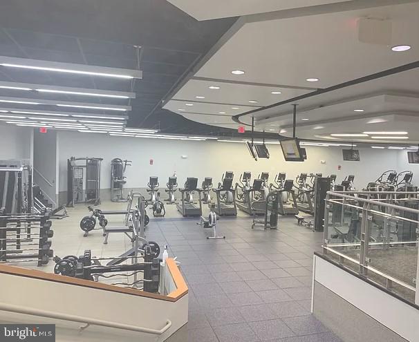 1111 Arlington Blvd #935