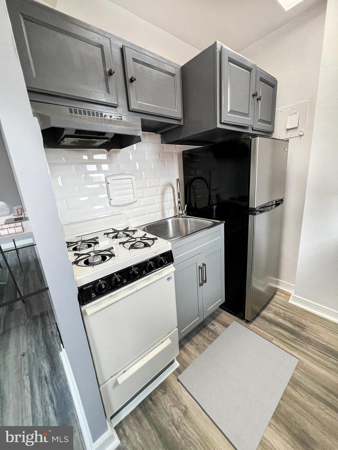 1111 Arlington Blvd #935