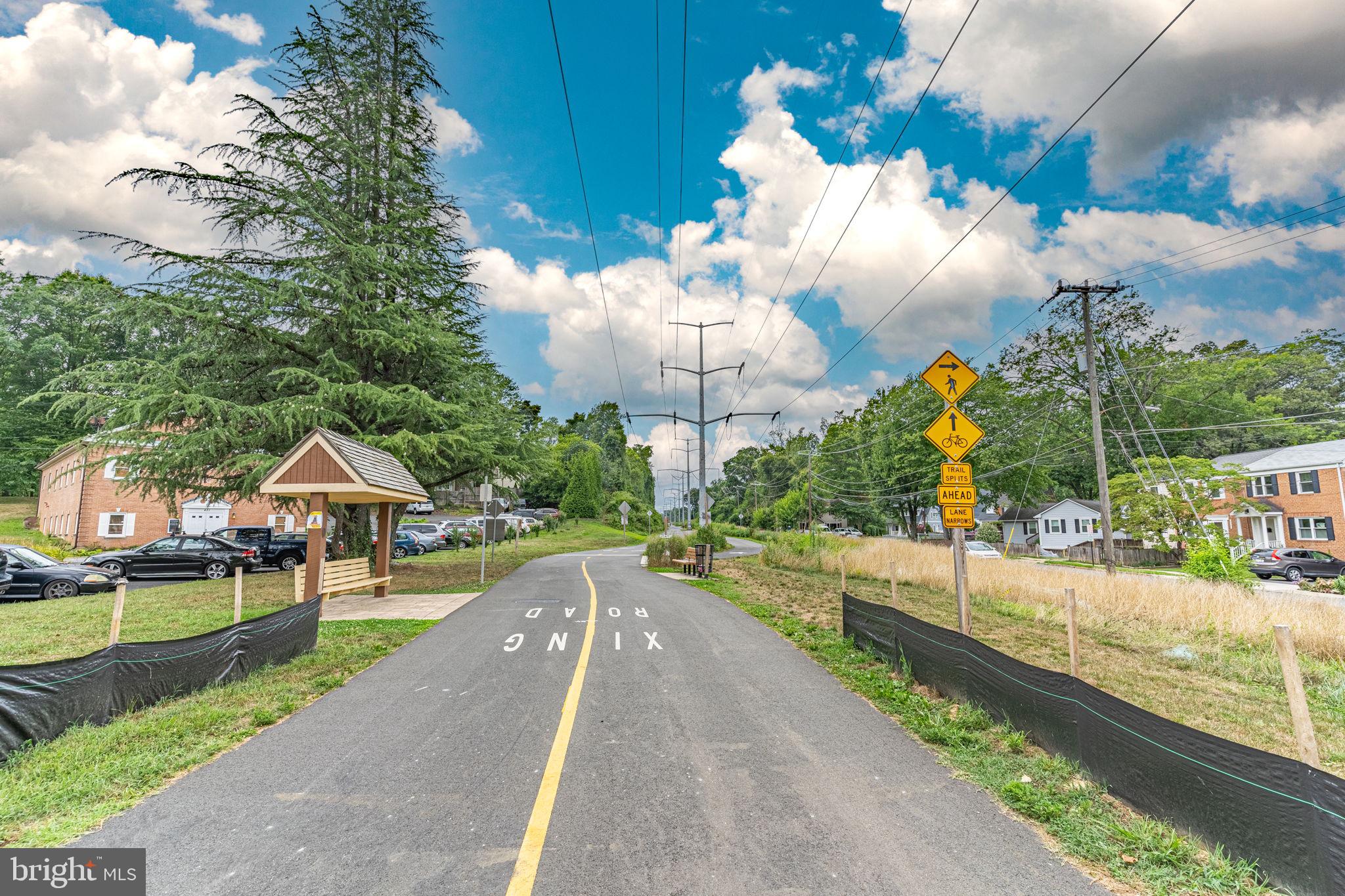 2200 N WESTMORELAND ST #229