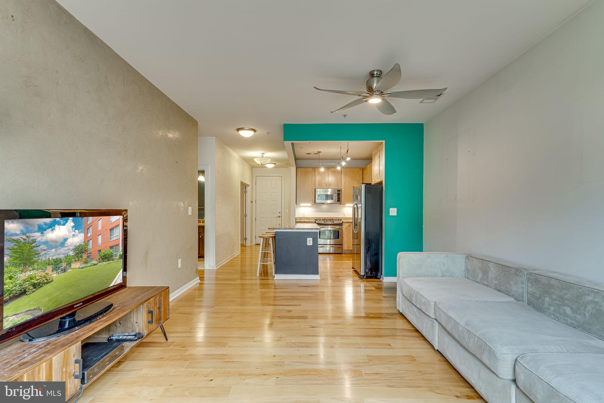 2200 N WESTMORELAND ST #229