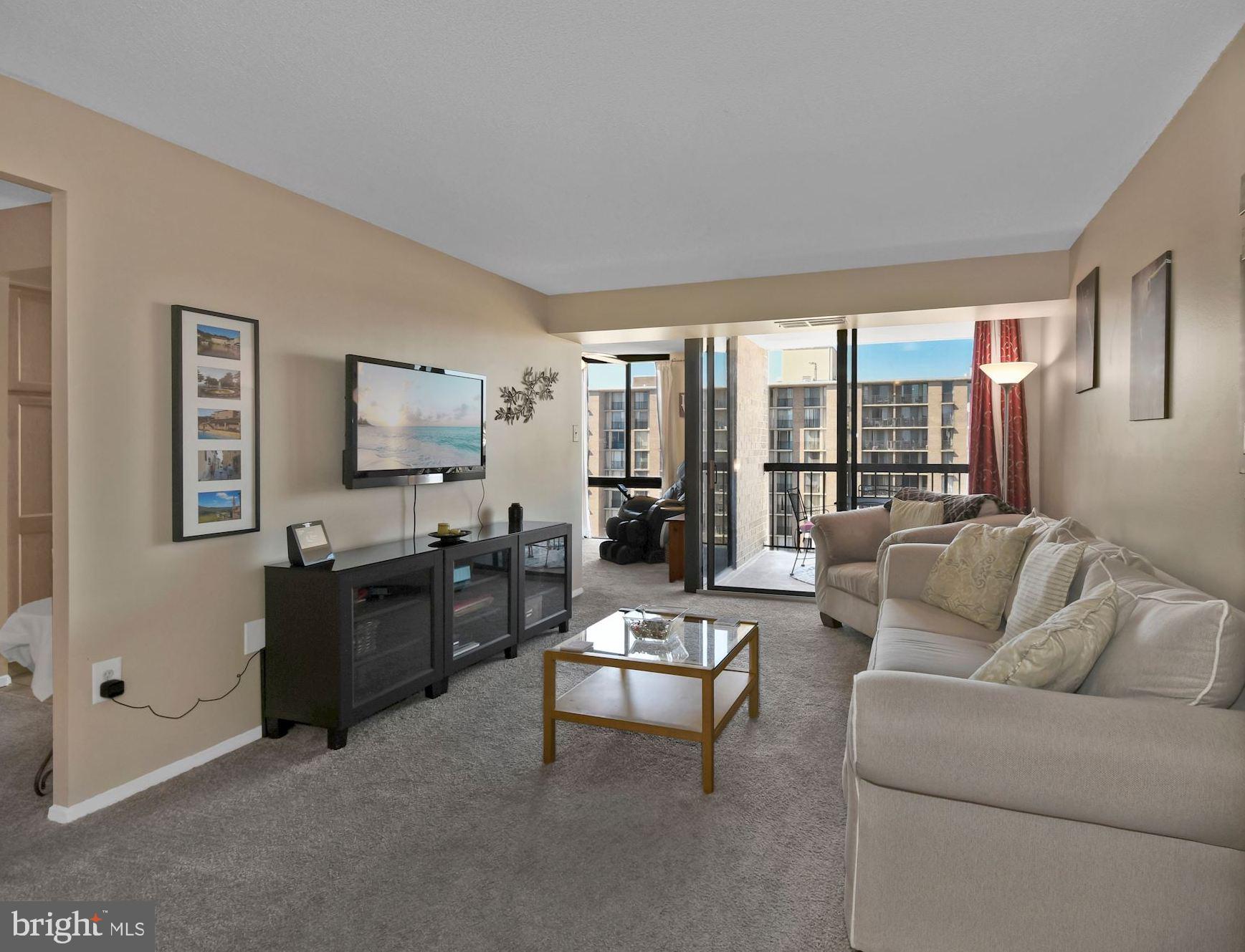 4500 S Four Mile Run Dr #1006